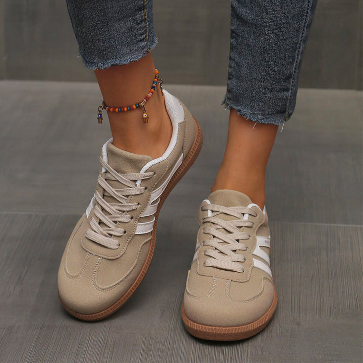 Deliza | Orthopaedic Trainers